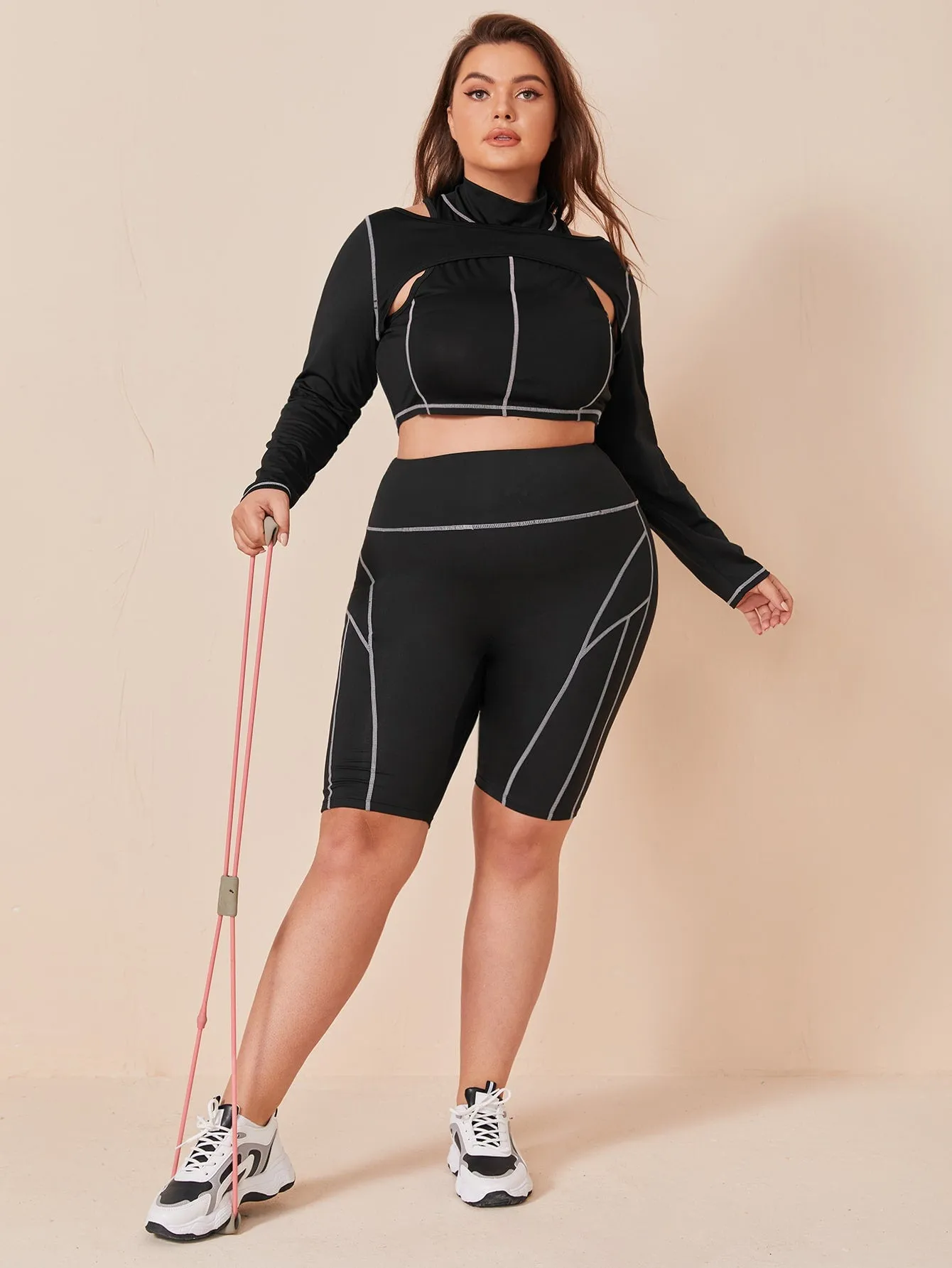 Plain Contrast Binding High Waist Plus Size Sports Shorts