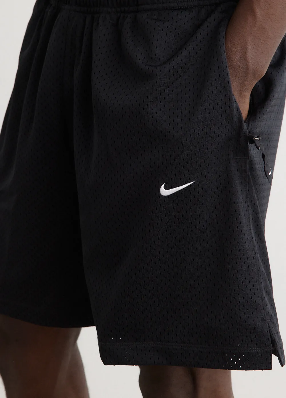 Solo Swoosh Mesh Shorts